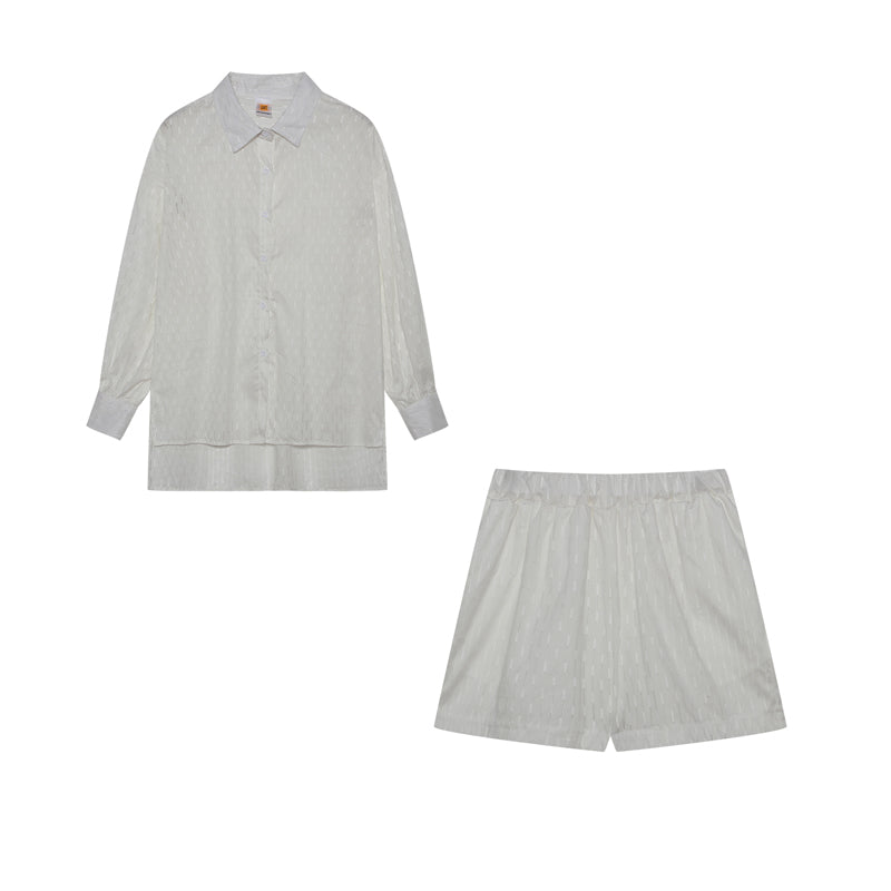 Maud | Elegante Conjunto de Camisa y Pantalones Cortos